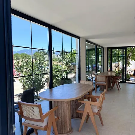 Casa Mora 아파트호텔 *